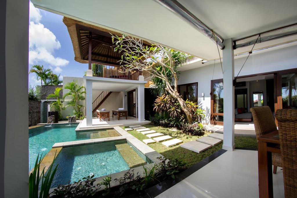 Villa Seratus Jimbaran  Exterior photo